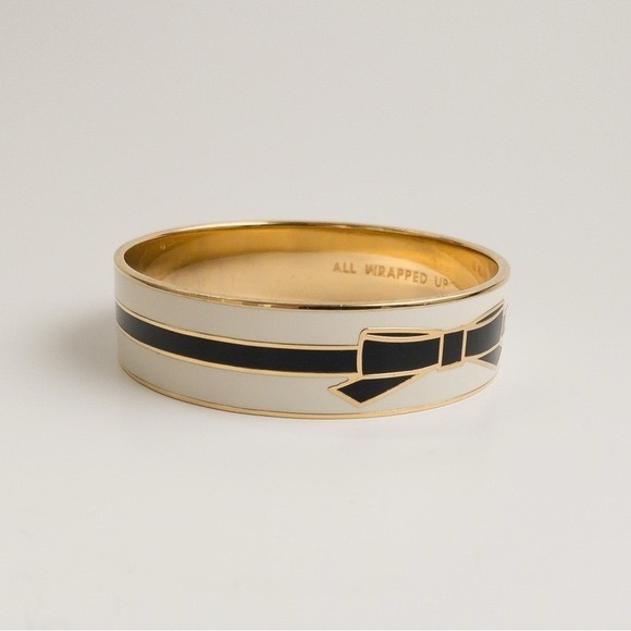 Kate Spade Enamel All Wrapped Up Bangle Cuff Bracelet Black White Enamel Gold - Picture 2 of 6